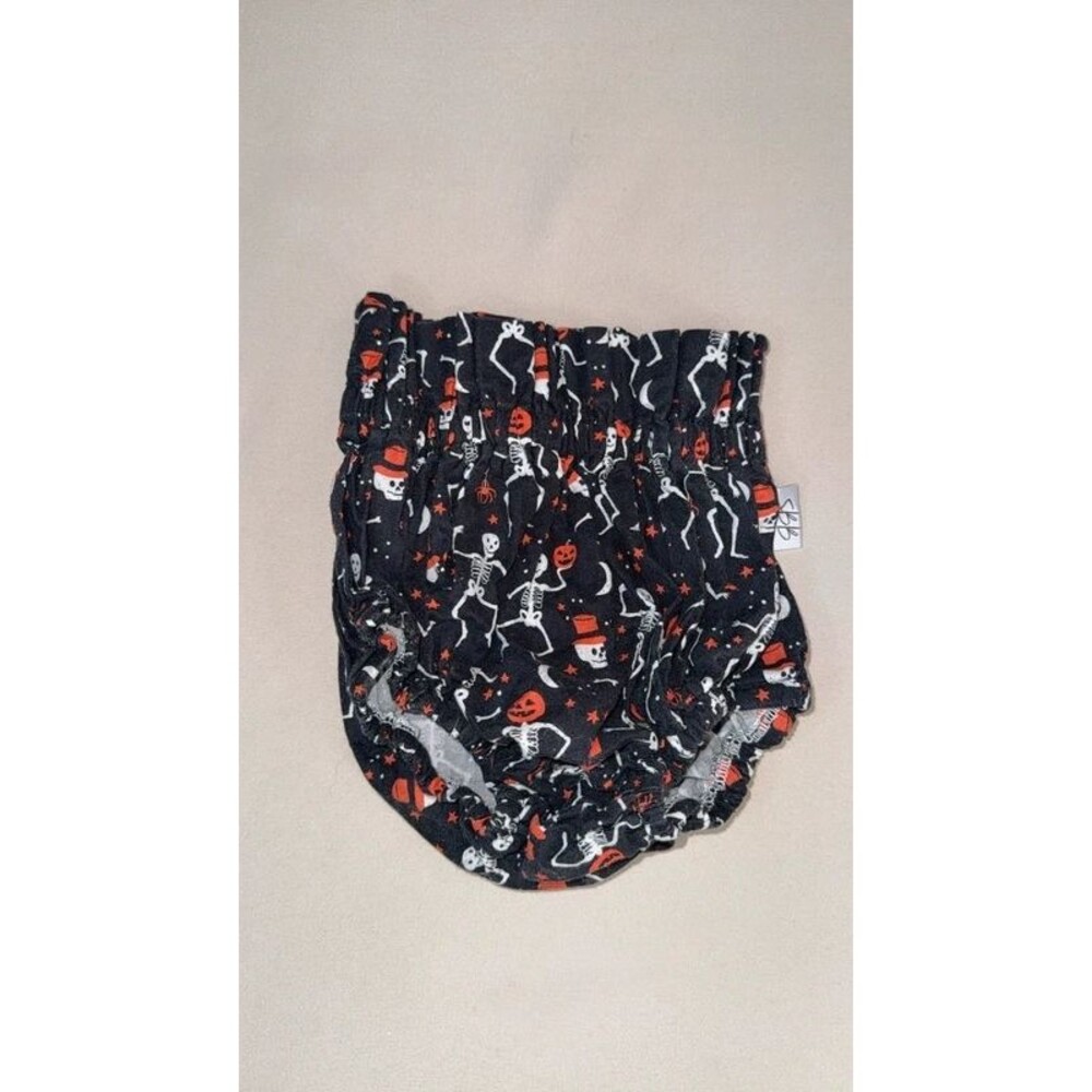 Boutique Halloween skeleton diaper cover shorts bummies 2T
